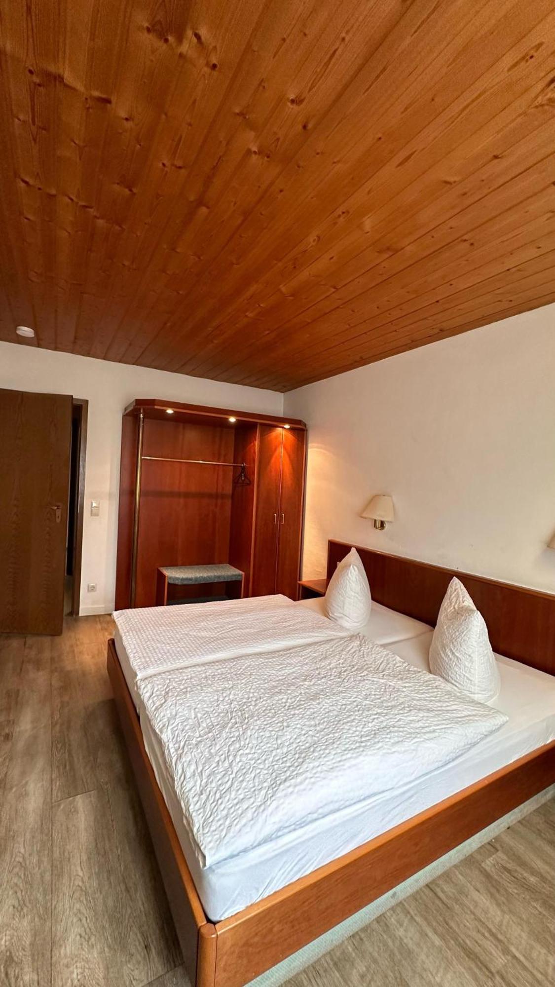 Hotel Hirschberg Hirschberg an der Bergstraße エクステリア 写真